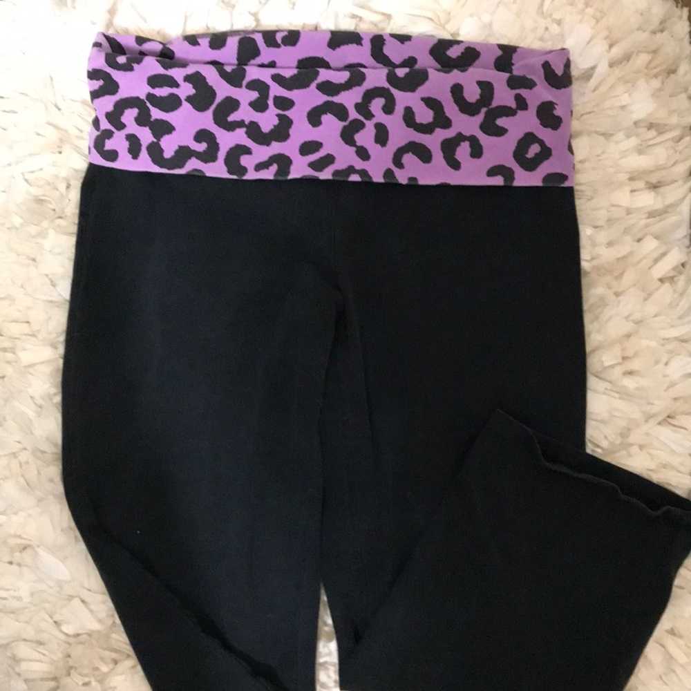 Victoria Secret PINK Yoga Pants - Picture 2 of 3